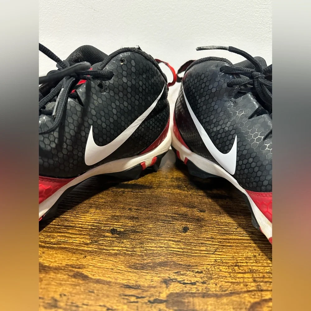 Nike Red White Men's Athletic Cleats
